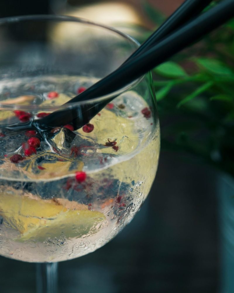 pexels-peterfazekas-1170599